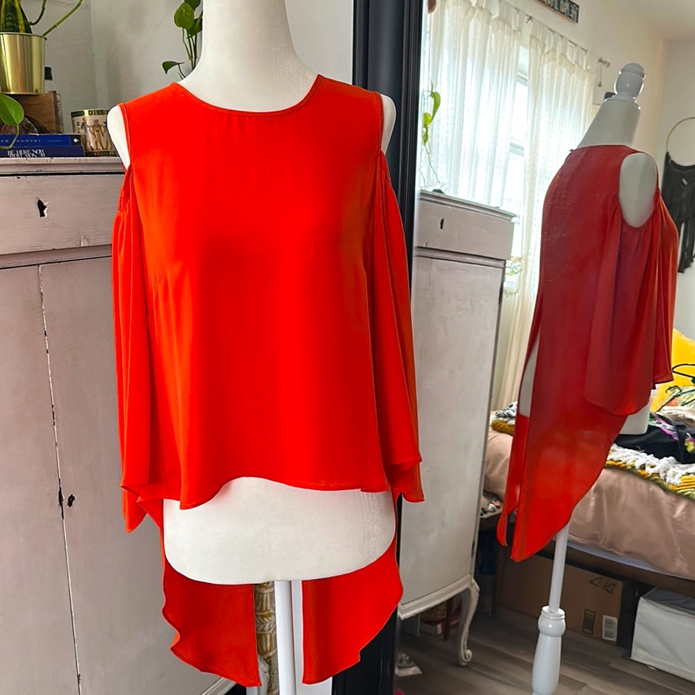 NWT BCBGMaxAzria Coral Asymmetrical Flowy Blouse